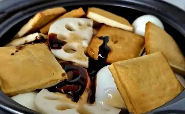 天冷了,教你做卤味,配方和做法告诉你,香味浓郁,比买的还好吃(图4) 卤味鸡翅怎么做_鸡翅卤味做法_鸡翅卤法