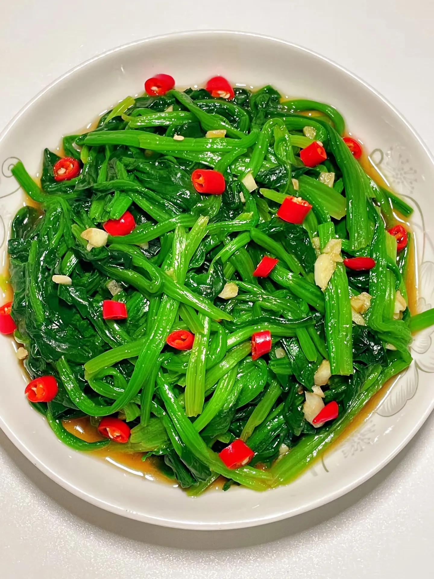 滑炒里脊丝成品特点_制作滑炒里脊丝一般要干什么_鲁菜滑炒里脊丝的制作