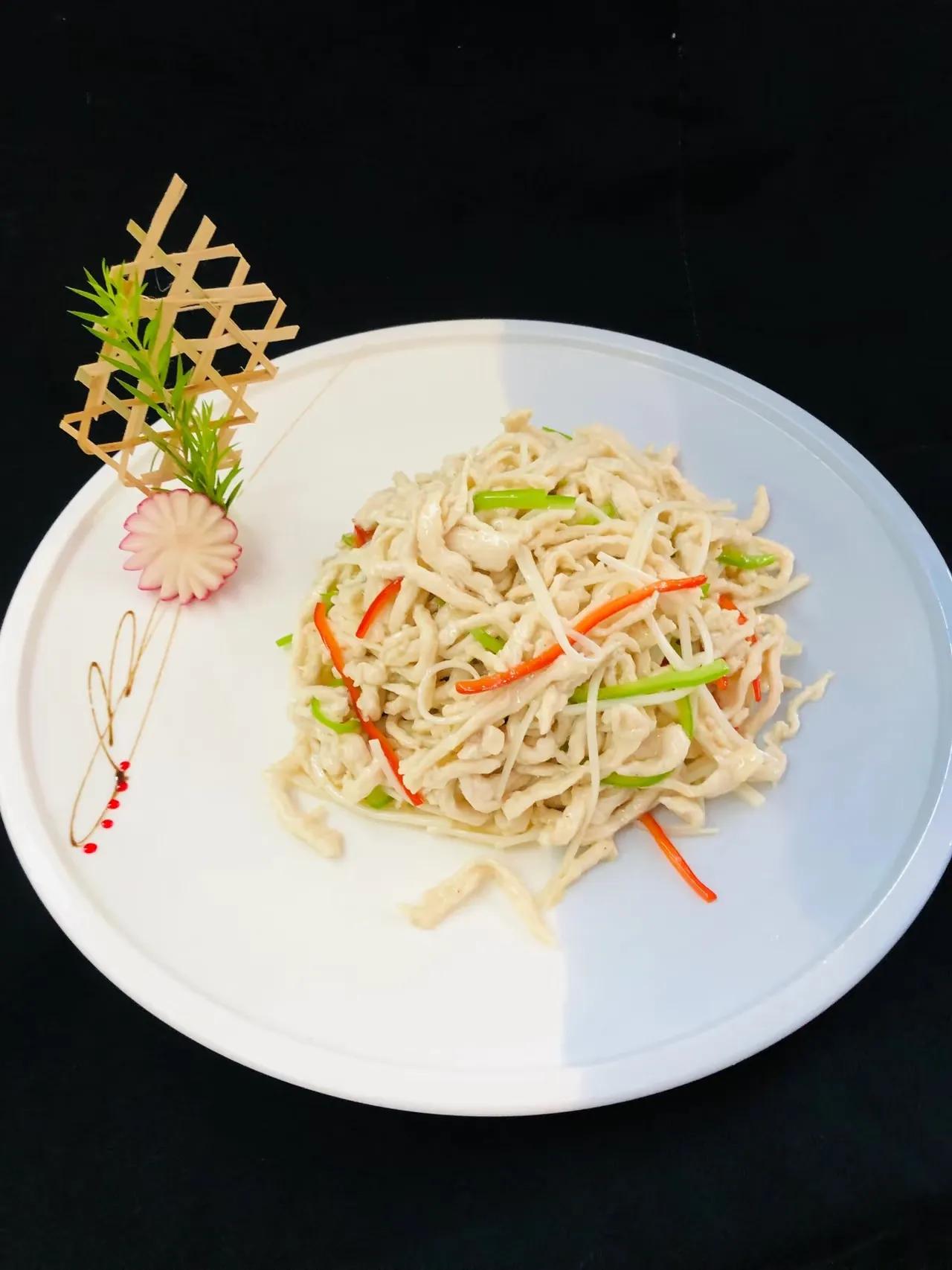 鲁菜滑炒里脊丝的制作_滑炒里脊丝成品特点_制作滑炒里脊丝一般要干什么