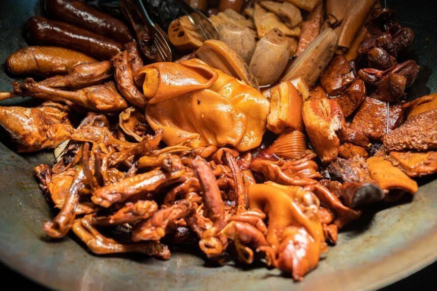 【卤菜培训】有名的卤菜培训学校 卤味培训学校10大排名(图3) 【卤菜培训】有名的卤菜培训学校 卤味培训班十校