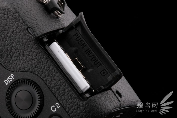 40倍超慢动作新视界 索尼黑卡RX10II评测(图19) 40倍超慢动作新视界 索尼RX10 II相机评测