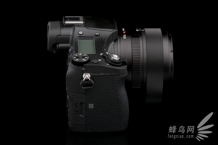 40倍超慢动作新视界 索尼黑卡RX10II评测(图9) 40倍超慢动作新视界 索尼RX10 II相机评测