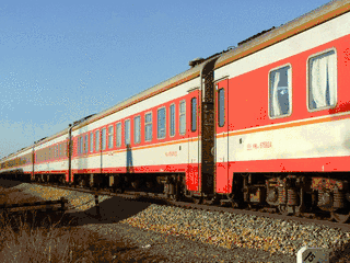 乌鲁木齐火车喀什开往哪个站_乌鲁木齐开往喀什火车_乌鲁木齐开往喀什的列车时刻