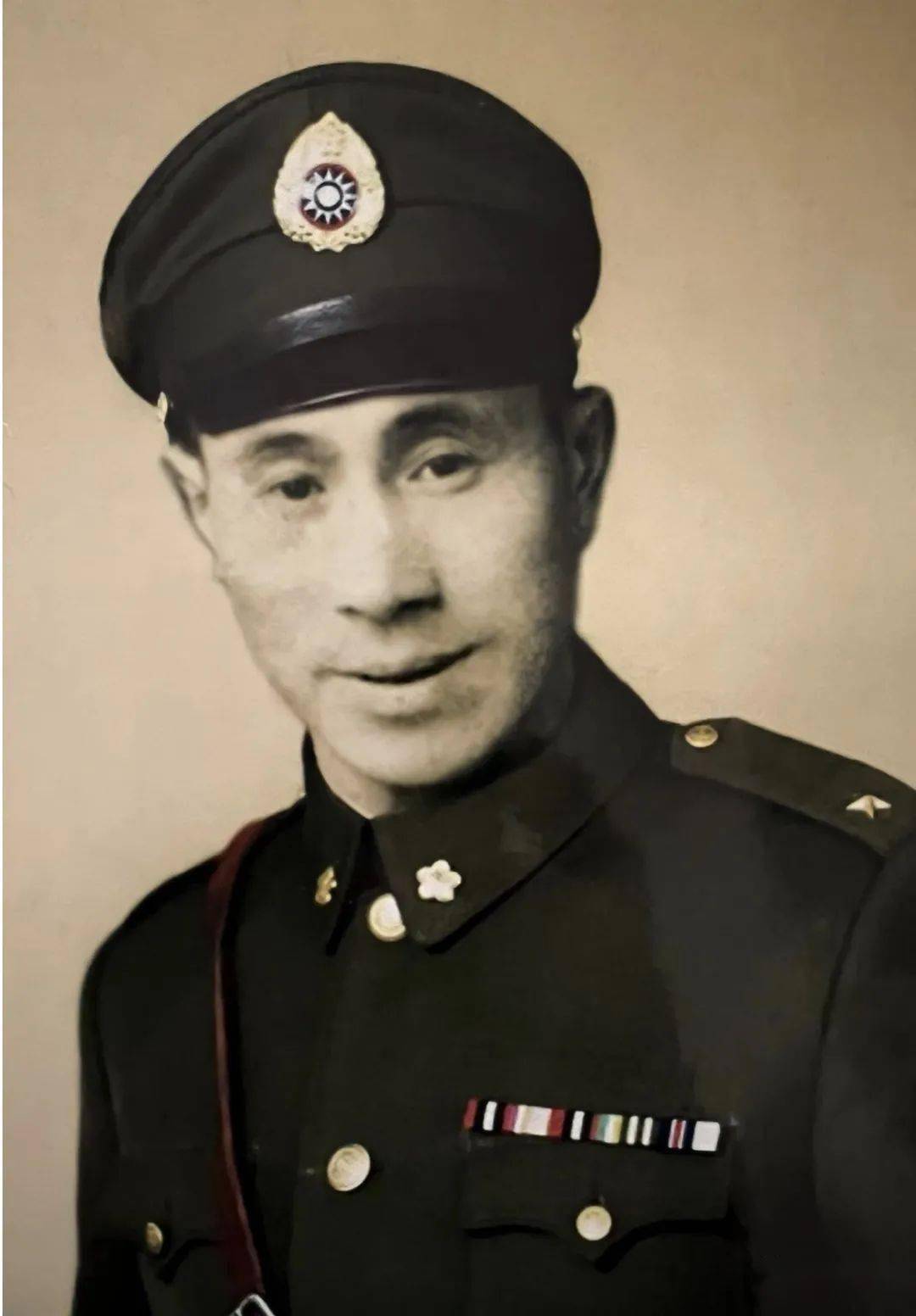 参谋长说车可信么_参谋长和副官哪个大_参谋长说车女副官照片