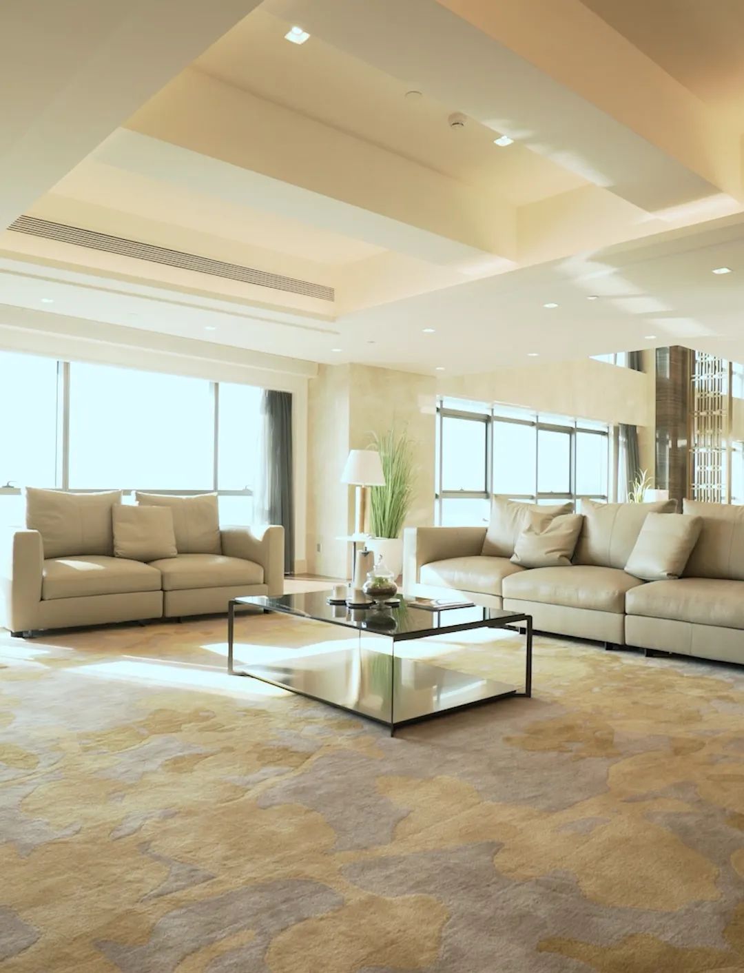 旭日东海 不居高何以临下 身在深圳 发现世界级选择(图12) 旭日装饰公司_旭日装饰_旭日装饰昆山