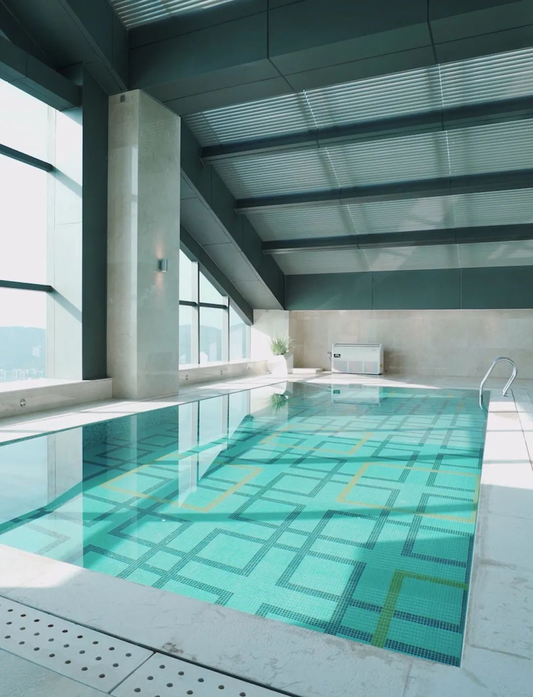 旭日东海 不居高何以临下 身在深圳 发现世界级选择(图19) 旭日装饰公司_旭日装饰_旭日装饰昆山