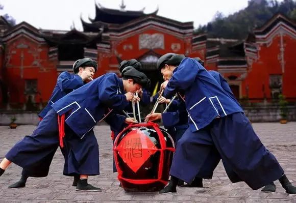 重庆小吃出名吗_重庆小吃都有哪些_重庆小吃有哪些品种