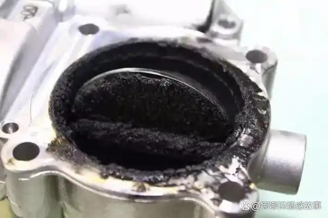 发动机转速多少积碳最少?牢记一个“金标准”,有效调整能节油!(图2) 汽车变速箱故障诊断论文_汽车变速器故障与维修的论文_汽车变速箱维修论文