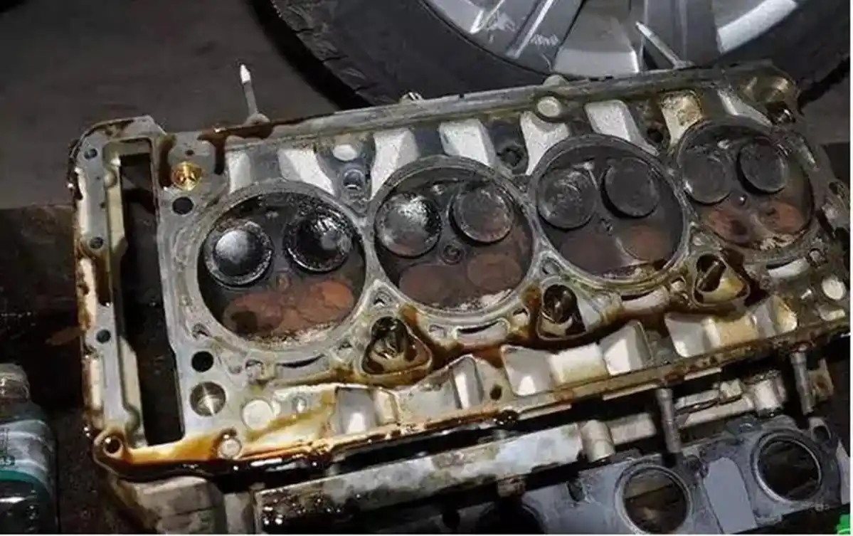 发动机转速多少积碳最少?牢记一个“金标准”,有效调整能节油!(图8) 汽车变速箱维修论文_汽车变速箱故障诊断论文_汽车变速器故障与维修的论文