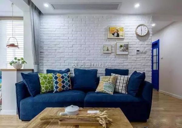 诸暨85平小户型装修案例,客厅阳台改成了榻榻米休闲区!(图2) 客厅户型装修效果图_客厅户型图有哪几种_小户型装修设计图客厅