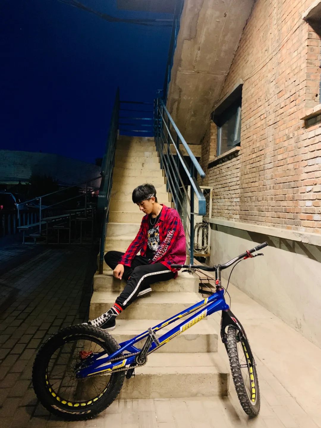 自行车攀爬教程_攀爬自行车入门教程_攀爬自行车入门