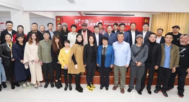 山东卫视传媒出品《我们的小康时代》开机 打造“新鲁剧”讲述山东好故事(图7) 山东卫视传媒集团_山东卫视传媒_山东卫视宣传片主持人