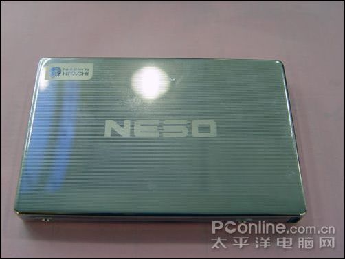 既轻薄又安全!日立原装移动硬盘质保三年(图3) NESO日立原装移动硬盘