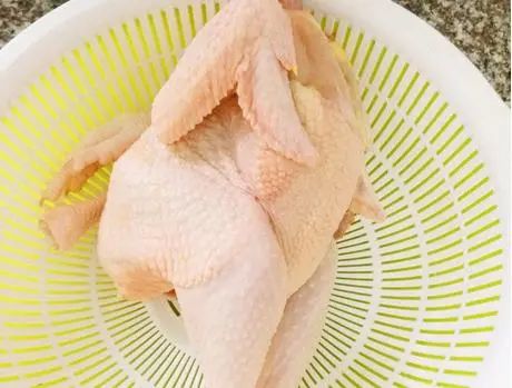 正宗的白切鸡做法_大厨教你做白切鸡_正宗做法白切鸡图片