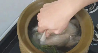 正宗的白切鸡做法_大厨教你做白切鸡_正宗做法白切鸡怎么做