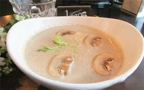 英国美食节目_美食主持人英国人大米_一个英国人的美食节目