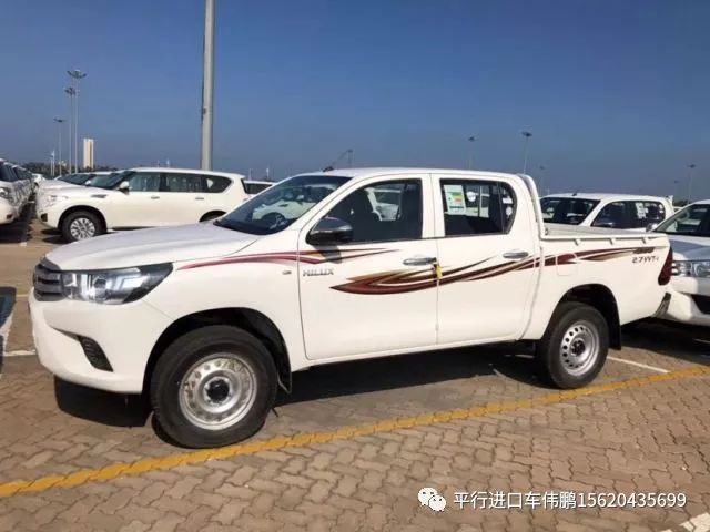 车身卡车皮彩条怎么安装_汽车车身彩条老化怎么撕下来_皮卡车车身彩条