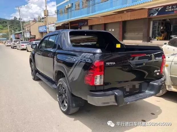 汽车车身彩条老化怎么撕下来_车身卡车皮彩条怎么安装_皮卡车车身彩条