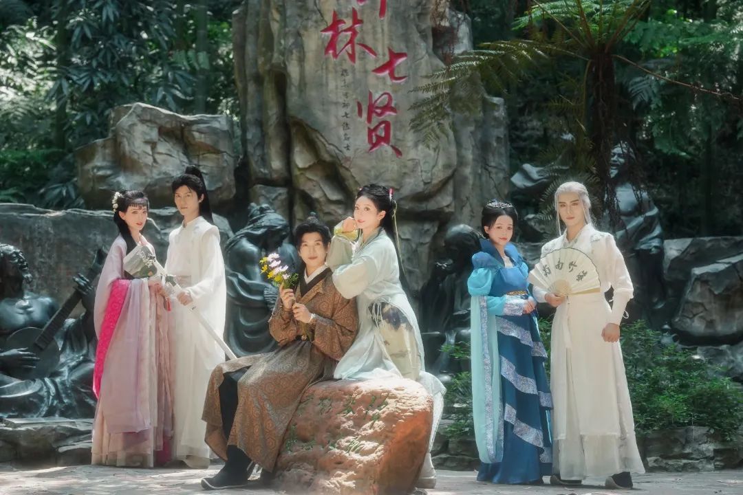 昆明大观楼夜景收费吗_大观楼重建历史_宜宾东楼杜甫宴饮