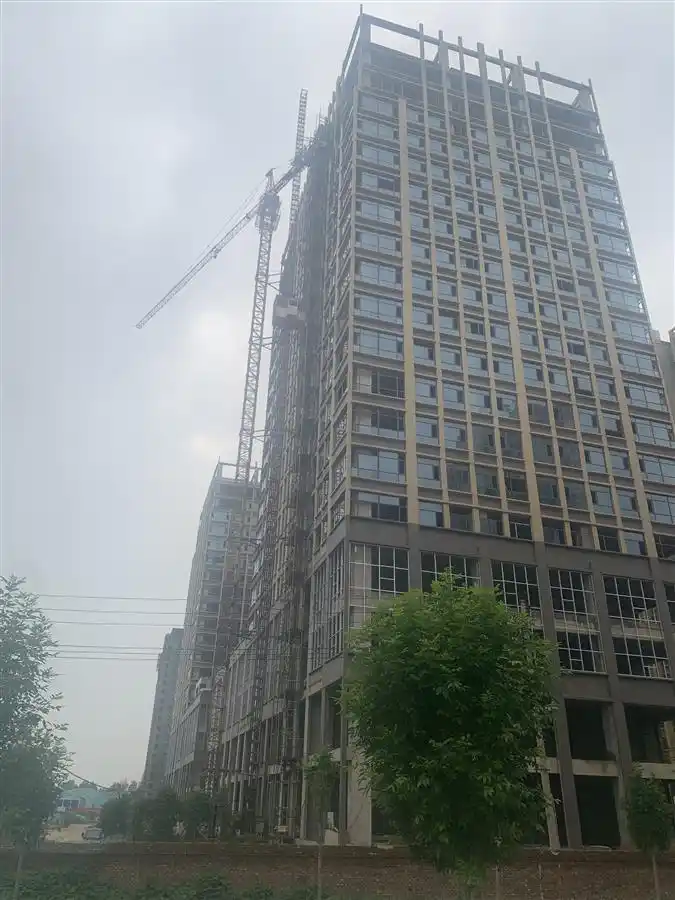 河北邯郸一楼盘迟迟交房近三年,数百业主叫苦,当地成立专班督办(图9) 海乐东方小区延期交房维权_邯郸永年区新房交付问题_永泰日出东方推迟交房