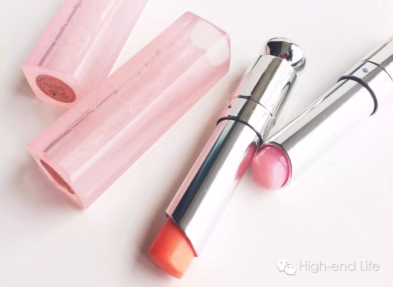 SK-II神仙水使用感受_阿玛尼柔亮自然粉底液怎么样_平价彩妆代替贵妇彩妆