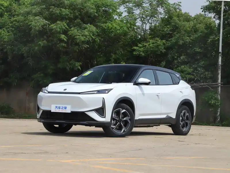 郴州地区风神L7降价信息,最新报价10.59万!优惠不等人(图1) 郴州地区风神L7降价信息,最新报价10.59万!优惠不等人