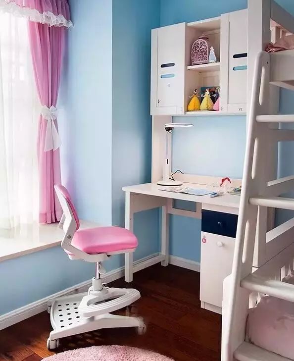 遵义装修设计_儿童活动空间优化_美式五室三厅家居设计