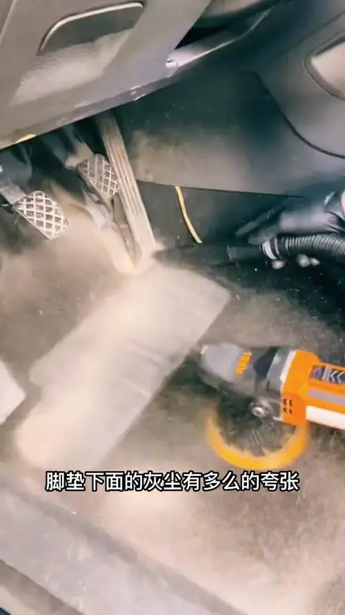 应对沾汽车灰尘的策略(图2) 汽车防尘措施_汽车灰尘解决方案_车辆封釉多少钱