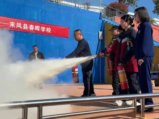 全国中小学生安全教育日 消防安全宣传教育活动 校园消防安全教育_中小学生安全教育课 湖北电视台生活频道