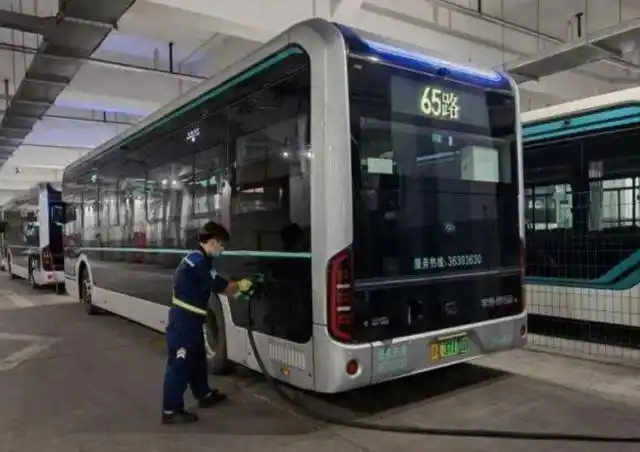 公交车成本分析_公交公司盈利模式_公交免费换乘 收入