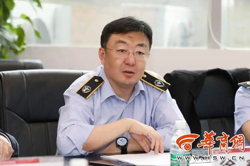 如何让等车变容易?今年西安拟推行公交地铁换乘优惠政策(图2) 公交免费换乘 收入_公交出行效率提升_西安公交发展研讨会