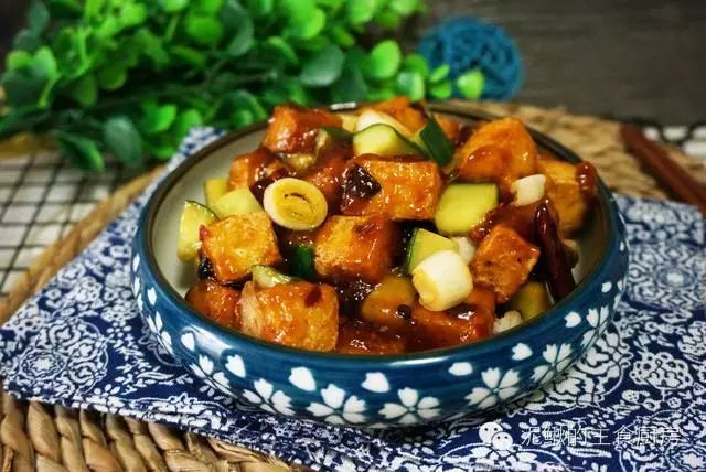 北豆腐下饭菜做法_各种素菜做法_宫保豆腐食谱