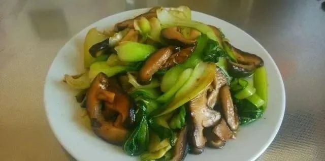 各种素菜做法_手撕包菜做法_西红柿炒鸡蛋做法