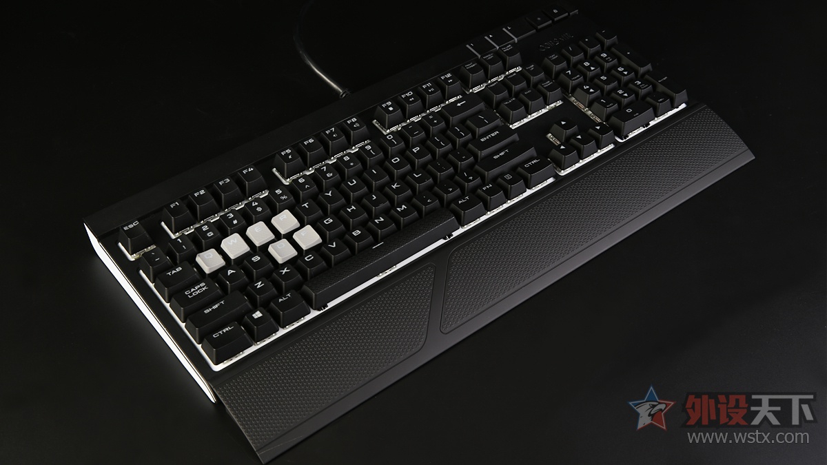 Cherry RGB信仰之争：酷冷至尊VS海盗船VS芝奇