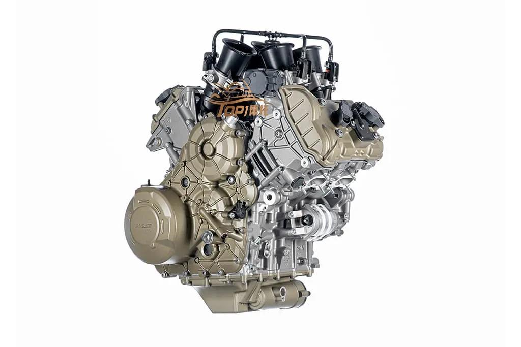 2025杜卡迪V4全面进化!老款车主集体哭晕,新款到底强在哪?(图2) 单摇臂双摇臂对比_什么车是v4发动机_2025款V4车头设计争议