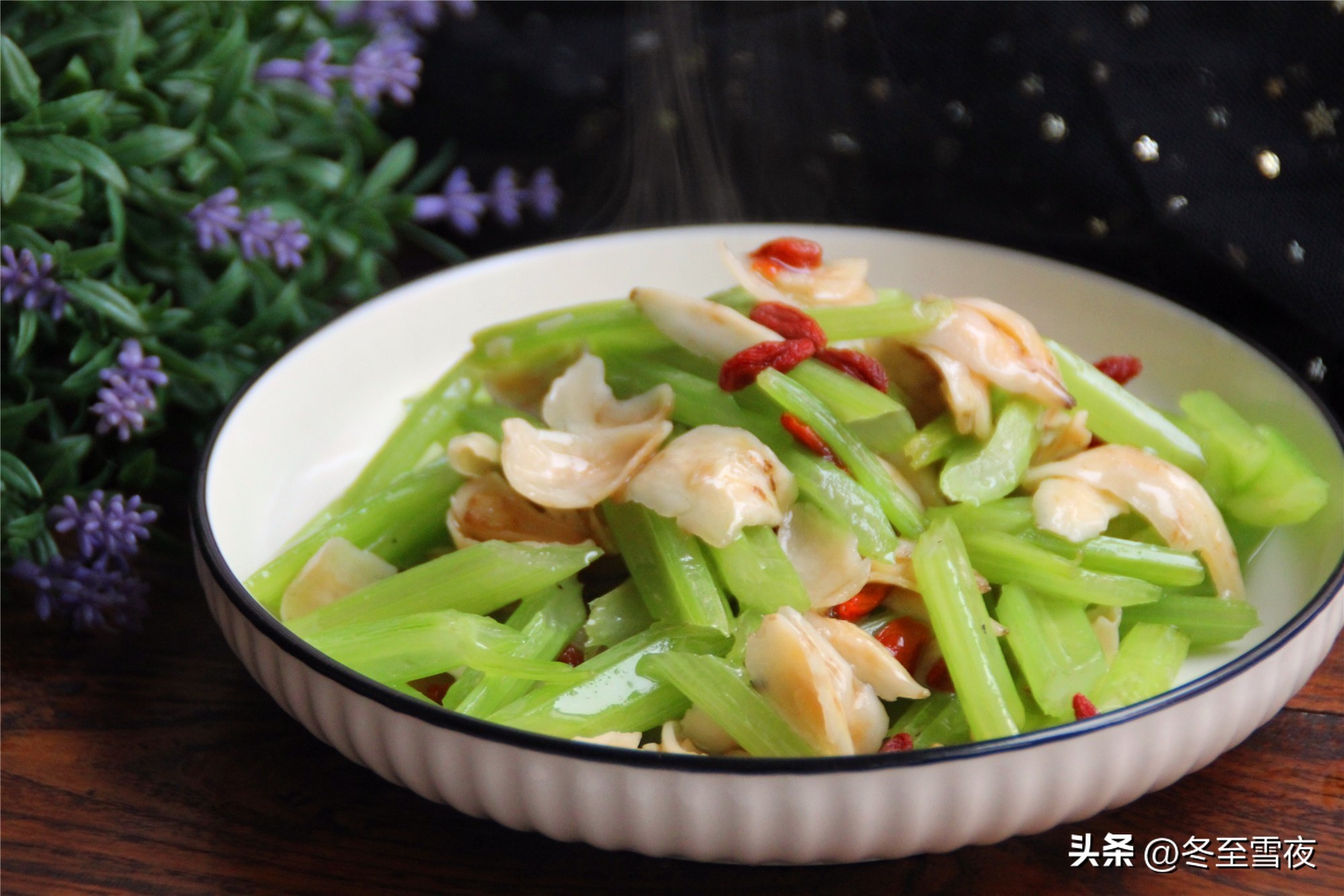 年夜饭素菜小炒食谱_素菜的做法大全家常菜_荷塘小炒做法