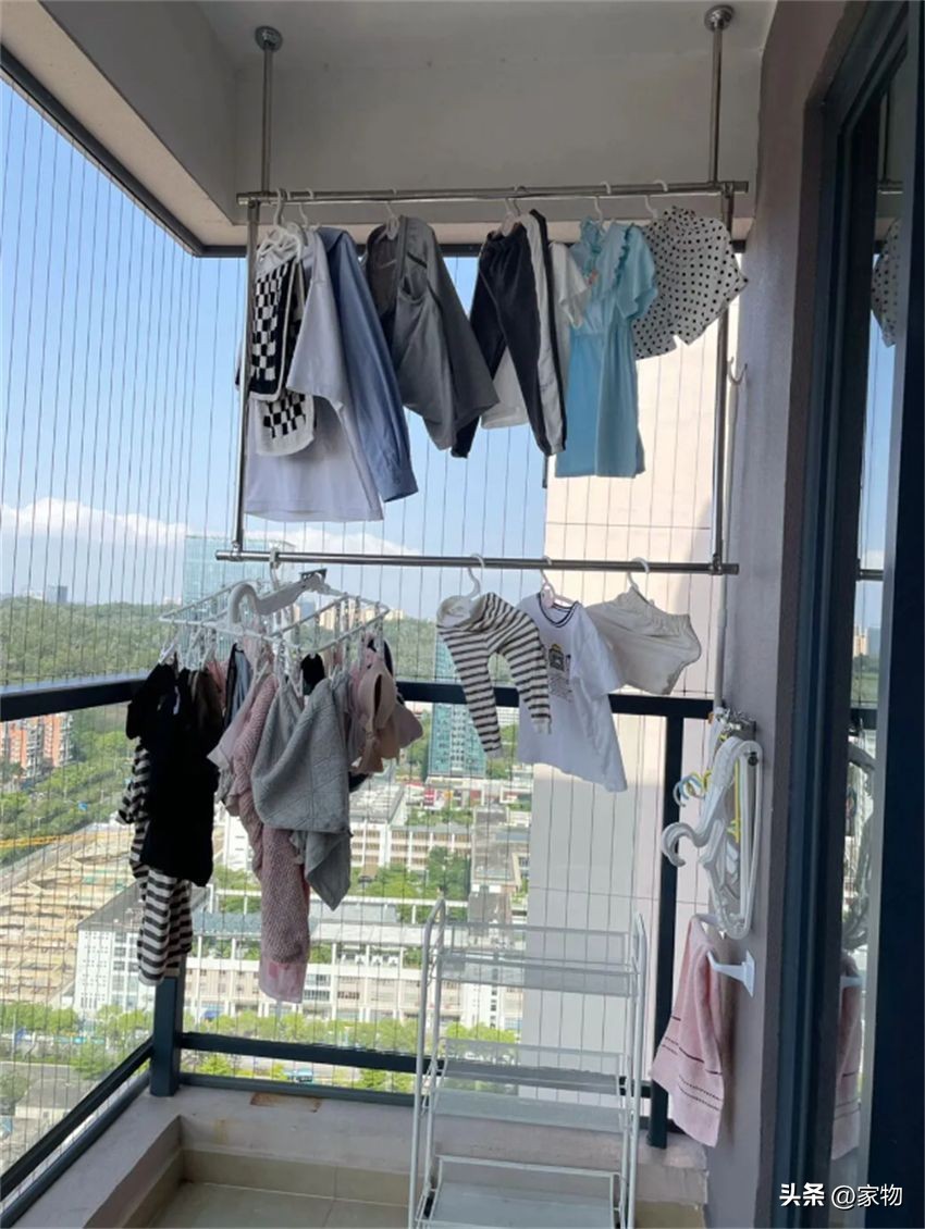 阳台晾衣架节省空间_晾衣绳安装_阳台晾衣架侧装优势