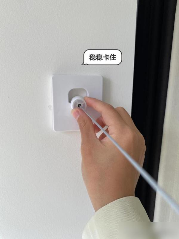 晾衣绳安装_阳台晾衣技巧_隐形晾衣绳小户型