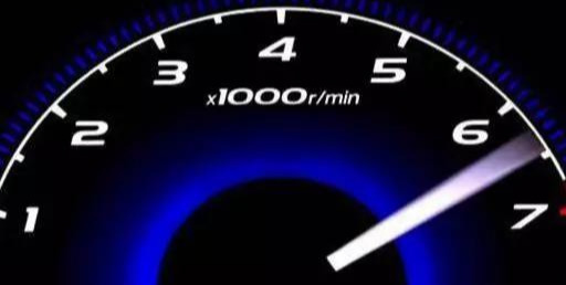 发动机寿命影响因素_发动机大修多少公里_机油保养对寿命影响