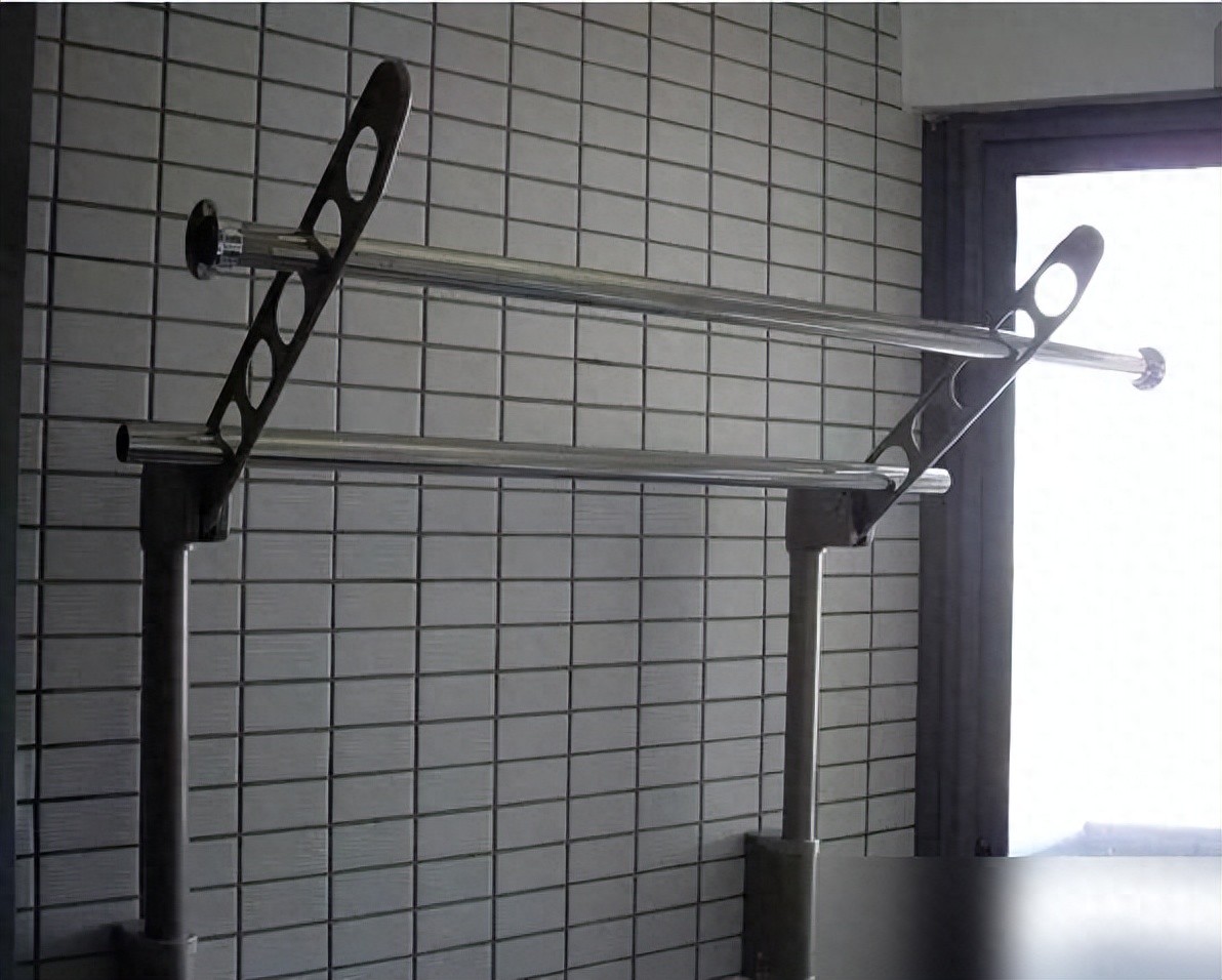 阳台晾衣杆安装位置_晾衣绳安装_阳台晾衣杆新设计