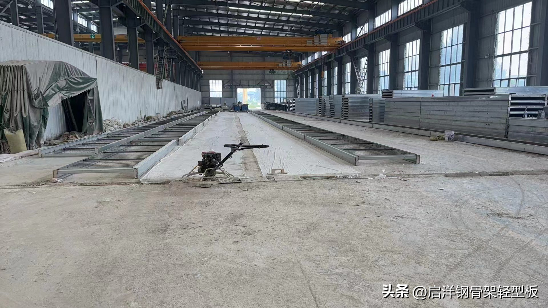 东大板_钢边框保温隔热轻型板_钢骨架轻型板安装