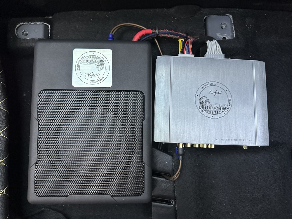 诗芬尼禾弦多声场布局,汕头车韵新能源埃安V霸王龙音响改装升级(图2) 车辆改装店_新能源汽车音响升级_汕头埃安V霸王龙音响改装