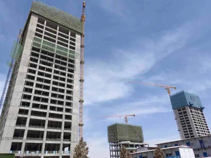 一路向西最低8000元/㎡,小编亲探兰州楼盘(图1) 兰州市楼盘售卖情况_兰州疫情限购政策_北京柏悦府 户型