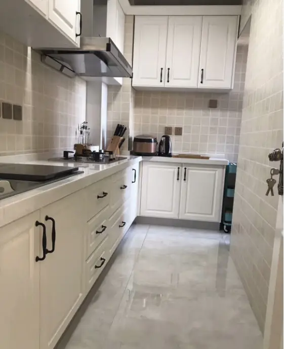 发小90㎡新房花20万,全屋美式+简约,朋友:家具设计太不搭!(图4) 90㎡美式简约新房装修_20万拎包入住_简约美式家具