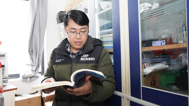 舟山休渔期没有海鲜吃_宁波渔民捕获7.1斤野生大黄鱼_东海无鱼说法解读