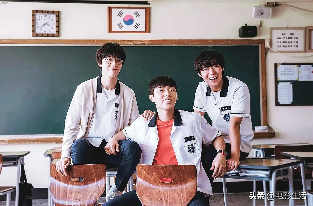 韩剧灿烂人生剧情介绍_韩剧2022年度十佳_韩剧神仙打架