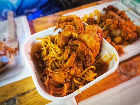 新加坡美食节攻略_新加坡乌节路美食排名_新加坡小贩中心米其林美食