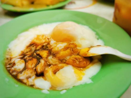 新加坡小贩中心米其林美食_新加坡美食节攻略_新加坡乌节路美食排名