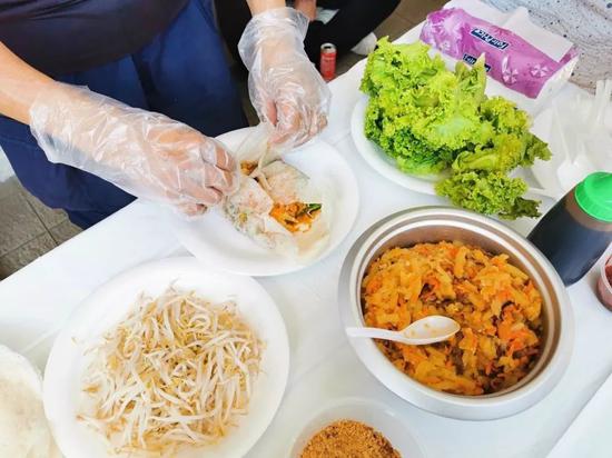 新加坡小贩中心米其林美食_新加坡乌节路美食排名_新加坡美食节攻略