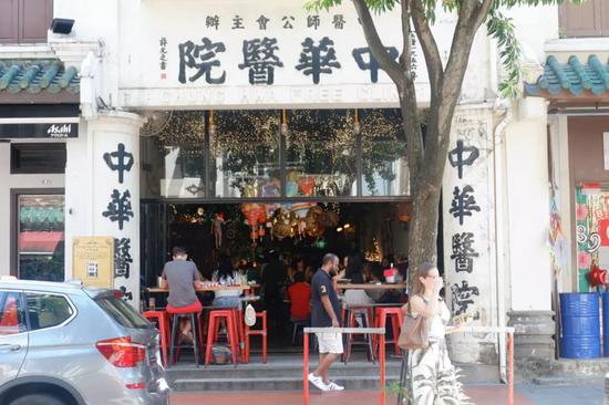 新加坡美食节攻略_新加坡小贩中心米其林美食_新加坡乌节路美食排名